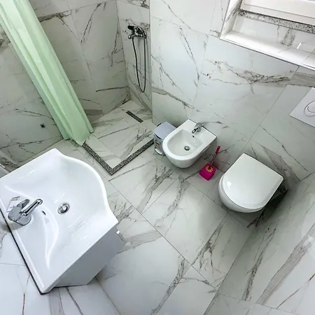 Starfish Apartament Golem (Tirana)