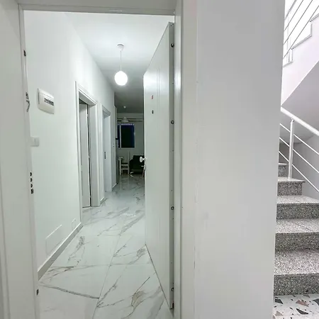 Starfish Apartament Golem (Tirana)